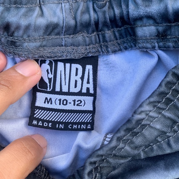 Nba Athletic Kids Boys Shorts Size 10-12 Like New! - Picture 5 of 7